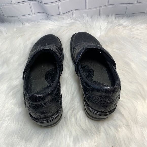 Born BOC Peggy Black Tooled Leather Clogs Size 11 - Picture 4 of 7